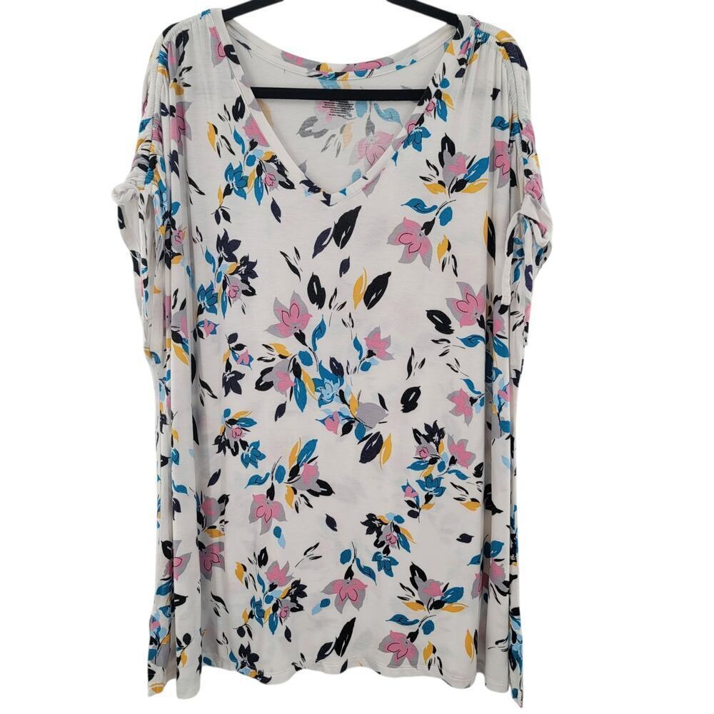 Lane Bryant White Floral Tee Size 26/28 PLUS